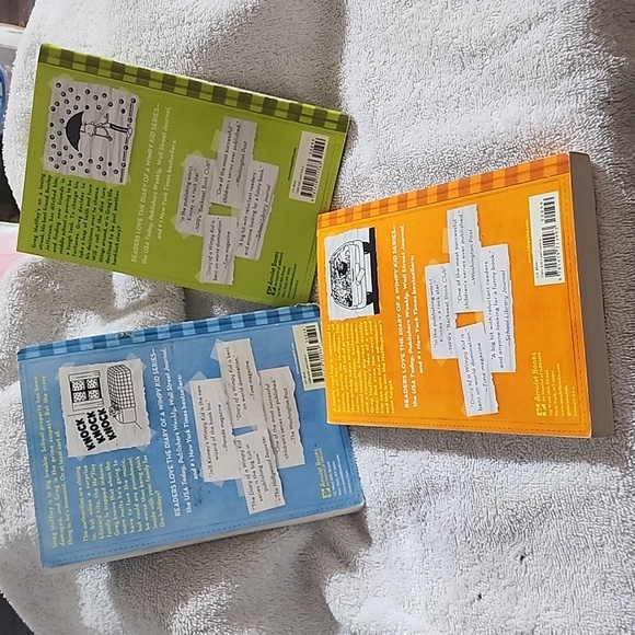 Dairy of Wimpy Kid Books(9) - Picture 5 of 6